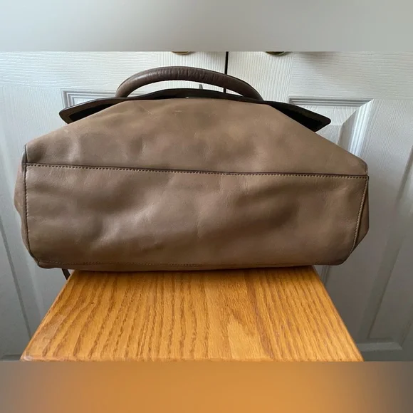 COACH Legacy Pinnacle Harper Turn Lock Satchel Tawny Brown Leather A1371-23563 - Picture 8 of 16